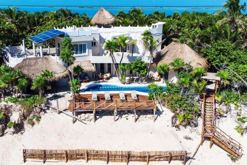 Luxury 5-Br Beachfront Home In Tulum Casa Sofia Gato Exterior photo